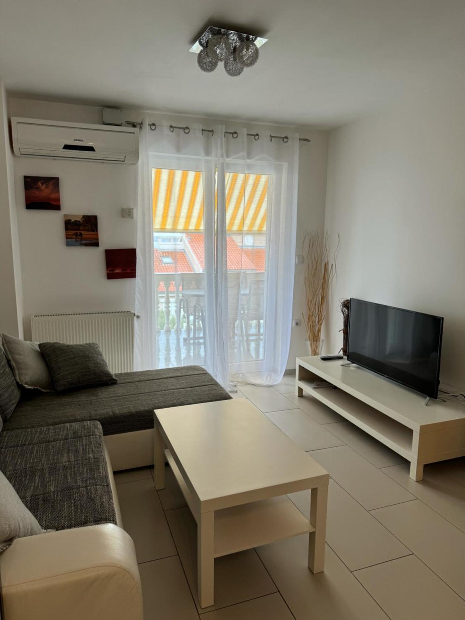 Ferienwohnung Haus Ella Novi Vinodolski Exterior foto