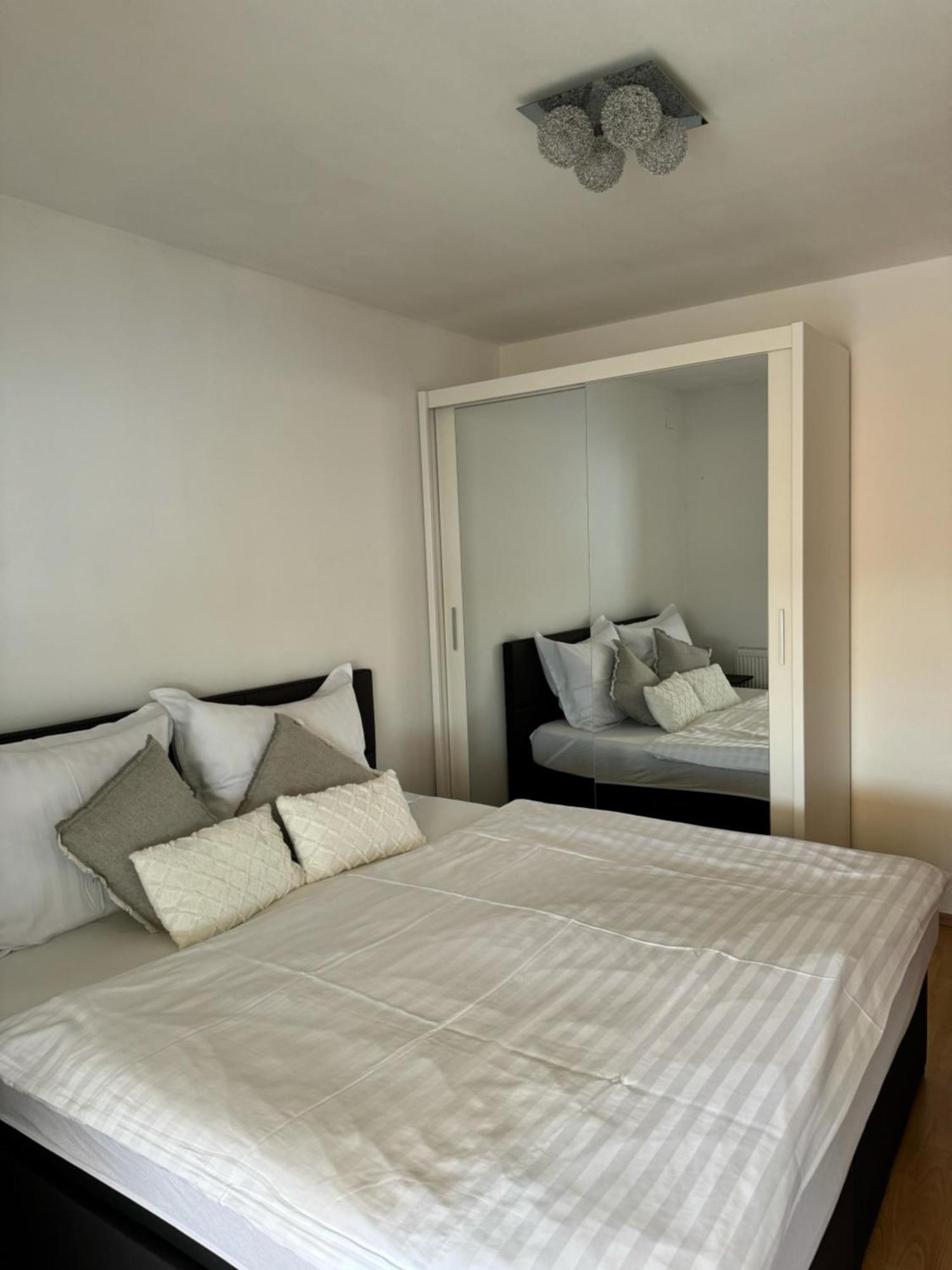 Ferienwohnung Haus Ella Novi Vinodolski Exterior foto
