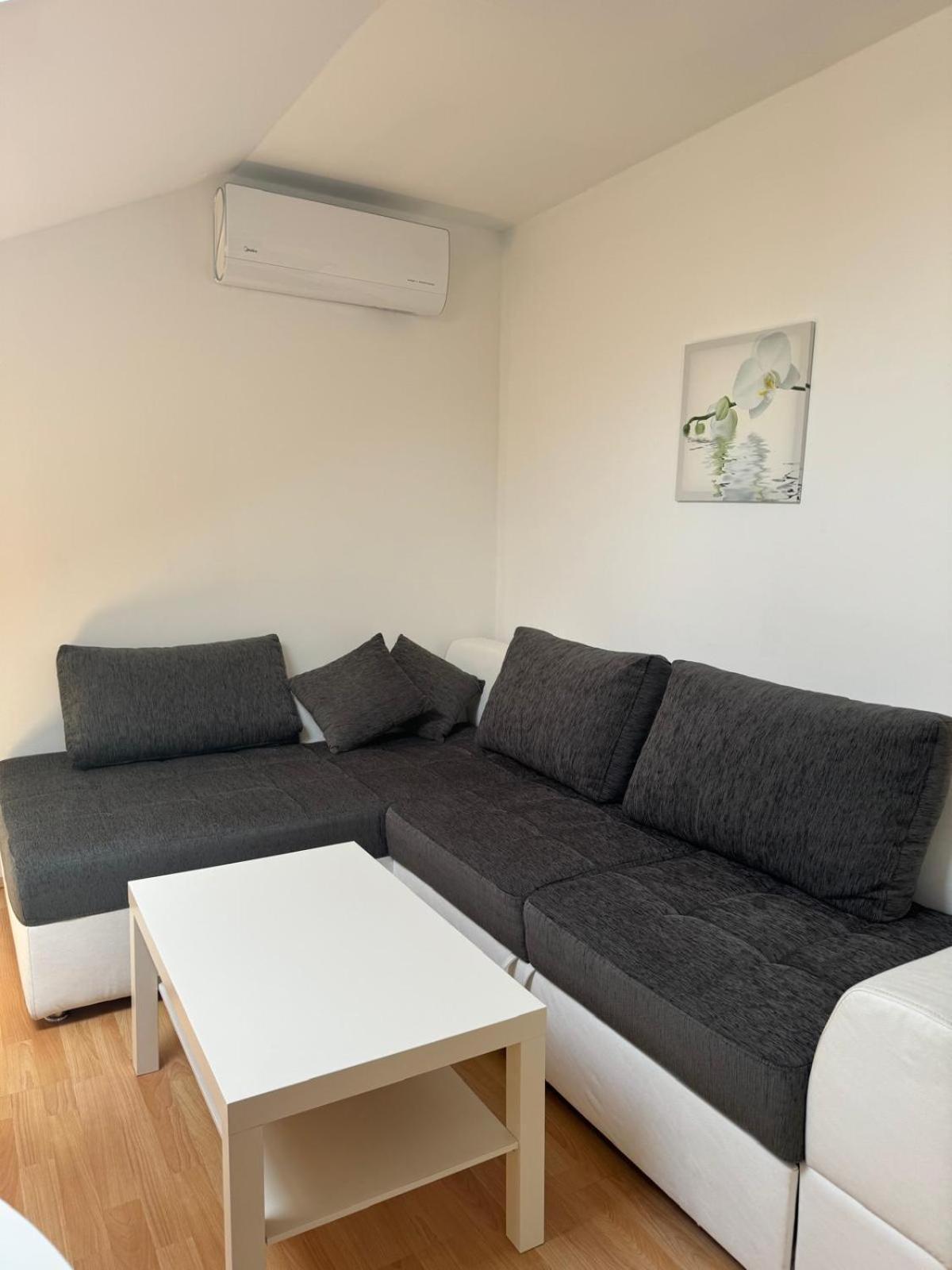 Ferienwohnung Haus Ella Novi Vinodolski Exterior foto